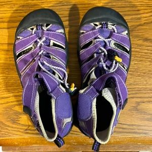Keens-Kids Water Proof Sandals